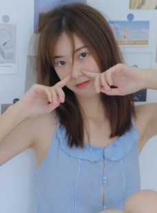 可爱萌妹纸甜美可人女生照片