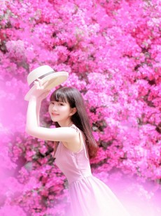 丰满大美人玛鲁娜雪白大屁股饱满有弹性火辣性感美女辣图