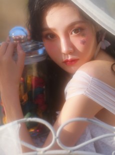 梦幻俏佳人电眼迷人艺术写真