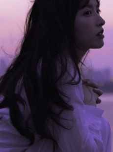 火辣空灵美女软妹纸白嫩性感朦胧艺术写真