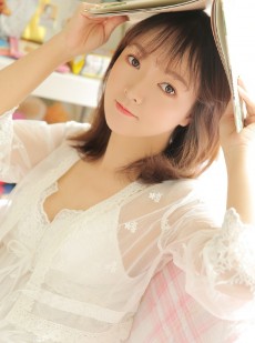 诱人的女孩雅姿丰满乳房性感美臀GOGO中日韩国模私拍写真