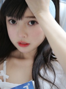 极品人间尤物丰满娇躯乖巧性感私人拍摄