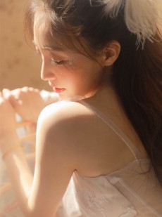 梦幻小天使唯美侧颜杀女生照片