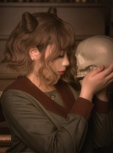 暗黑制服美女复古童话哥特风格唯美清纯艺术写真