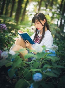 森林女孩小清新唯美校园制服户外艺术人像写真