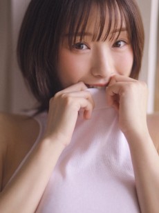 小蛮腰萌妹子美腿玉足床上写真
