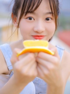 长得亭亭玉立的少女写真