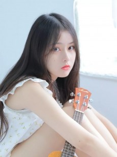 治愈系素颜美女长得明眸皓齿清新养眼的个性写真