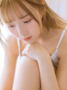 长腿mm清纯漂亮令人小鹿乱撞私拍