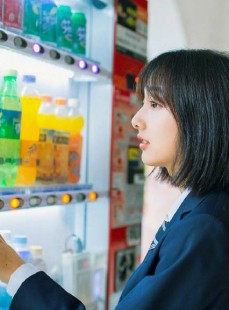 校园女神齐肩短发学生制服写真