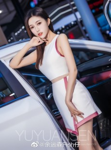 高跟美女车模细腰美腿私人拍摄