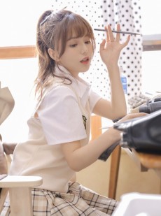 元气少女活力满满充满少女心壁纸