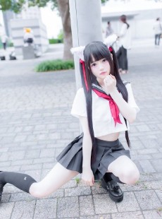 街拍双马尾校园jk制服萝莉卖萌可爱清纯短裙写真
