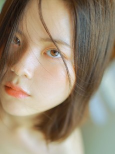 极品俏佳人明媚动人私房摄影